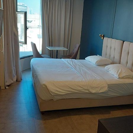 Moon Tlv - 4Th Floor Hotel Tel Aviv Exterior photo
