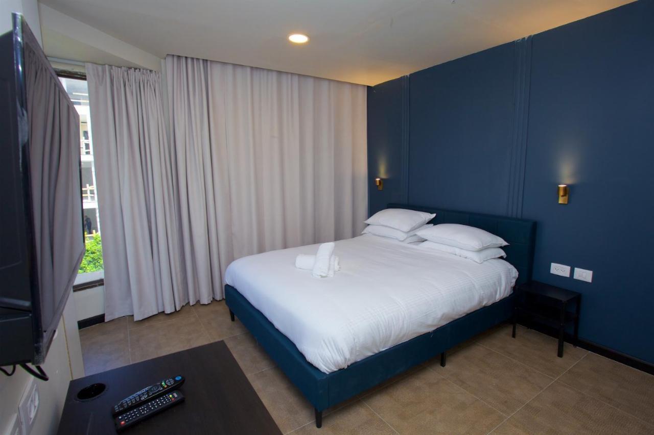 Moon Tlv - 4Th Floor Hotel Tel Aviv Exterior photo